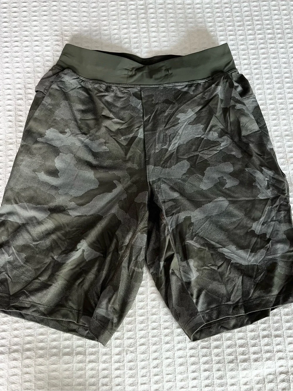 Lululemon T.H.E. Short 9